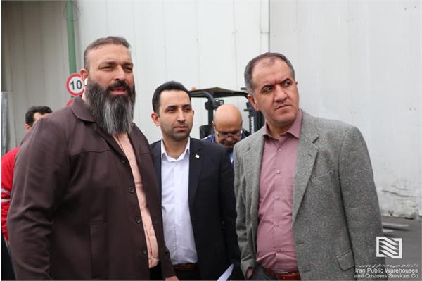 سرپرست شرکت انبارهای و خدمات گمرکی امام خمینی(ره) در بازدید ازمحوطه های عملیاتی بر ارتقاء سطح ایمنی و نگهداشت کالاها تاکید کرد