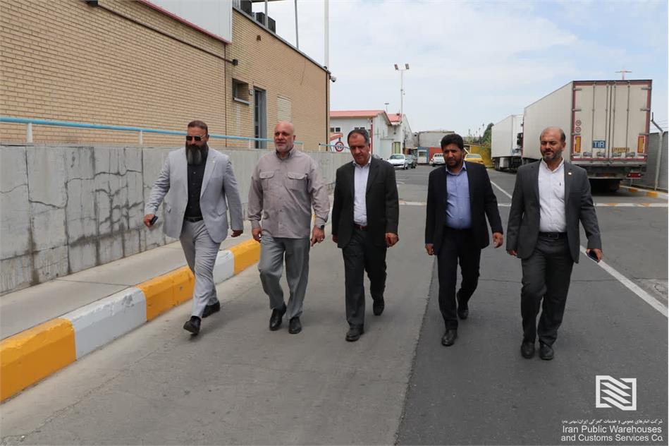 بازدید عضو هیات مدیره شرکت انبارهای و عمومی و خدمات گمرکی ایران از شرکت امام خمینی(ره)